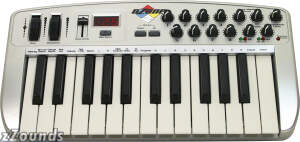 M-Audio Ozone USB Controller Keyboard with 2x2 Audio reviews